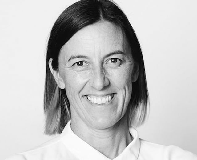 Portrait of Lee Hillam